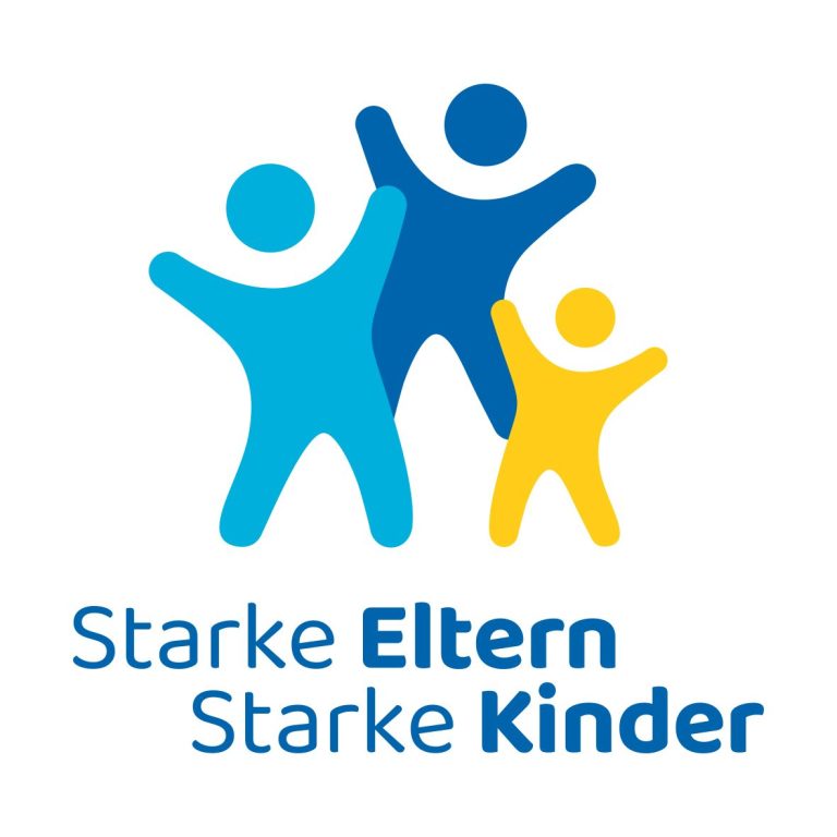 Logo mit drei stilisierten Figuren, die Eltern und Kinder symbolisieren.